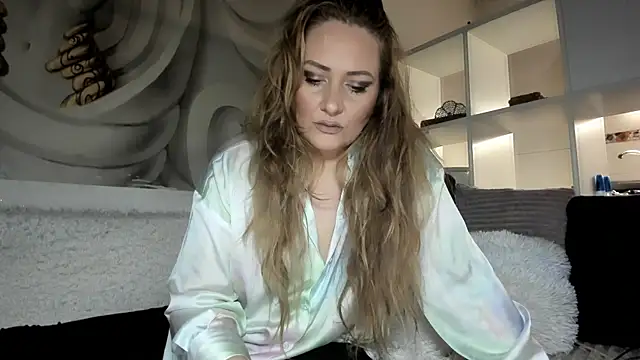 88  callmemadam  88 online show from 10.19.25