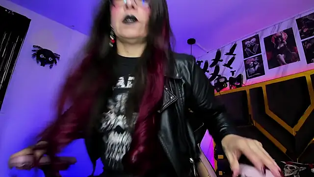 Evangelinejoness  online show from 01.18.26