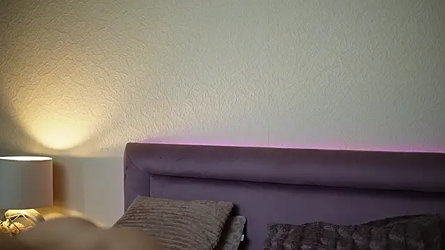 JoelleApril online show from 04.28.26