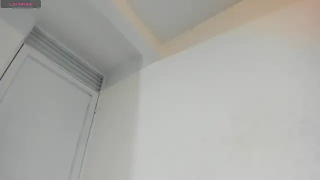 mis-violetha online show from 11.04.25