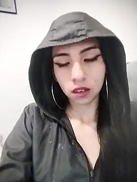 Snapshot of Miha_sophia chatting on 10.31.25 Miha sophia online show from 10.31.25