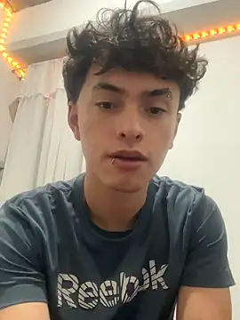 AlessiaLuxx online show from 11.30.25