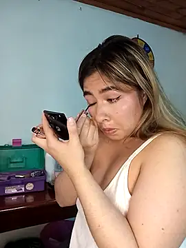 sofiazaf5 online show from 12.15.25