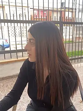 Snapshot of ElectraPink_ chatting on 11.10.25 ElectraPink online show from 11.10.25