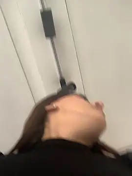 Snapshot of ElectraPink_ chatting on 12.05.25 ElectraPink online show from 12.05.25