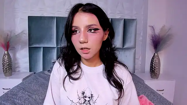 HollyPeach online show from 07.01.26