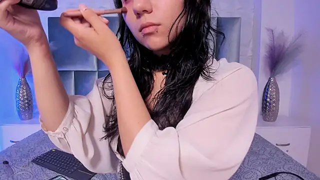 HollyPeach online show from 07.15.26