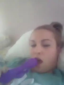 Snapshot of sexysiren93 chatting on 10.15.25 sexysiren93 online show from 10.15.25