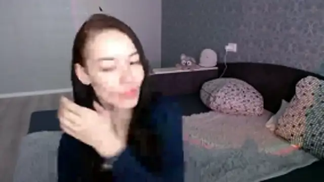 Daphne Darkthorn online show from 11.16.25