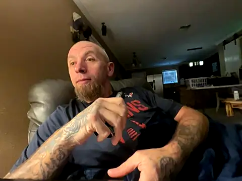 Snapshot of Yknot1169 chatting on 10.15.25 Yknot1169 online show from 10.15.25
