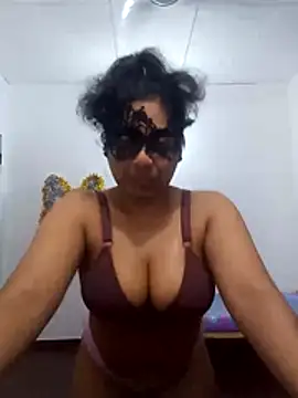 Expose Queen online show from 06.07.26