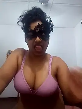 Expose Queen online show from 07.10.26