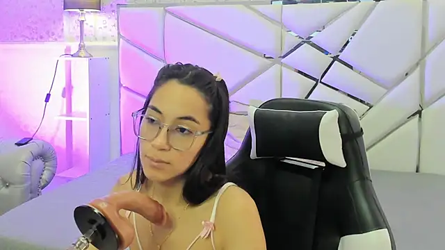 GabbiePrice online show from 06.15.26
