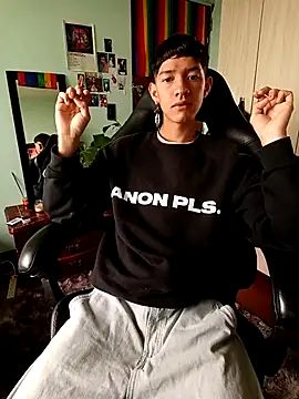 heyy noah11 online show from 04.27.26