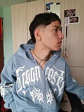 Snapshot of heyy_noah11 chatting on 07.19.26 heyy noah11 online show from 07.19.26