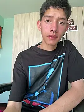 Snapshot of heyy_noah11 chatting on 07.28.26 heyy noah11 online show from 07.28.26