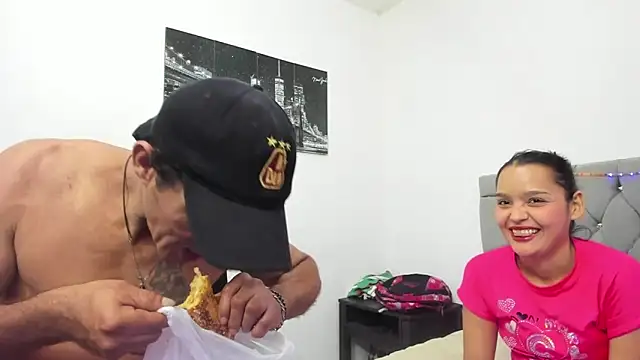 Snapshot of Sofi_And_Santy chatting on 02.03.26 Sofi And Santy online show from 02.03.26