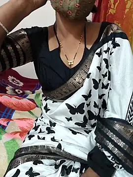 Snapshot of Best_Kannada_Couple chatting on 04.06.26 Best Kannada Couple online show from 04.06.26