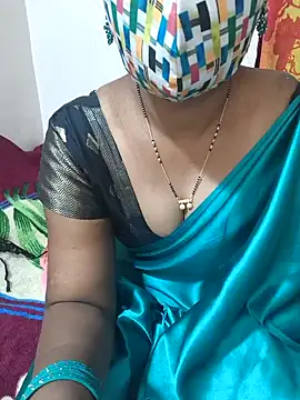 Snapshot of Best_Kannada_Couple chatting on 04.07.26 Best Kannada Couple online show from 04.07.26