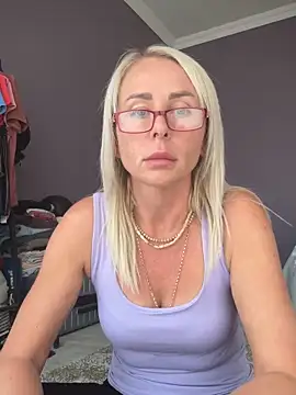 ElenabonyX online show from 10.11.25