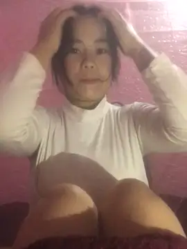 Snapshot of xixibabi chatting on 10.24.25 xixibabi online show from 10.24.25
