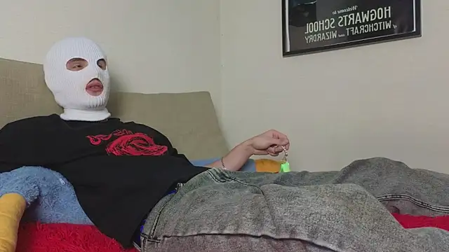 Snapshot of CrickSex chatting on 01.06.26 CrickSex online show from 01.06.26