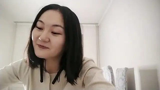 Snapshot of Lyndasilk chatting on 11.12.25 Lyndasilk online show from 11.12.25