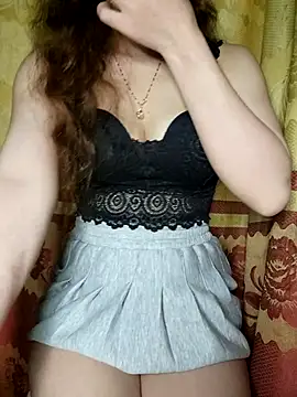 LinaCii online show from 10.23.25