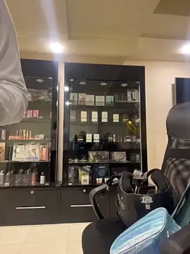 AlyssaRay online show from 04.28.26