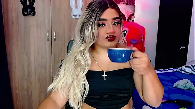 Sofiabigcock22 online show from 10.27.25