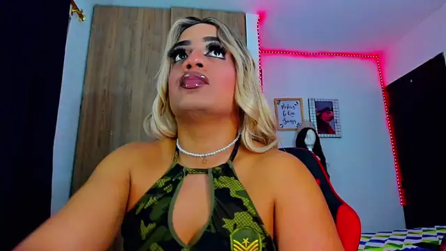 Sofiabigcock22 online show from 07.28.26