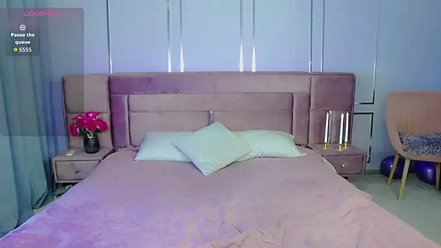 Snapshot of EvaBilss chatting on 03.24.26 EvaBilss online show from 03.24.26