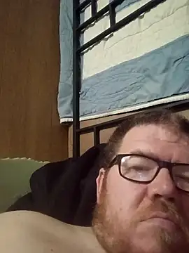 Snapshot of Spencer8181 chatting on 10.11.25 Spencer8181 online show from 10.11.25