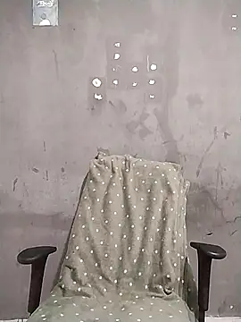 RuivoDotado24cm online show from 02.23.26