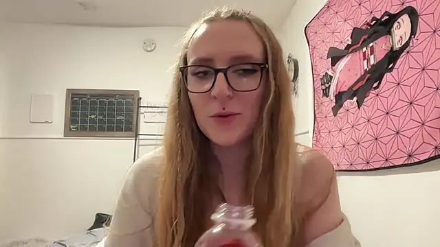 Pattyworld69 online show from 11.22.25