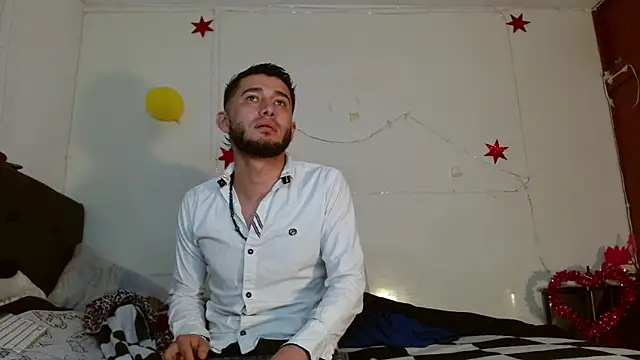 Snapshot of picante70_ chatting on 11.20.25 picante70 online show from 11.20.25