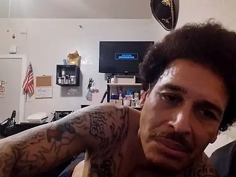 Snapshot of swipeswanger chatting on 02.26.26 swipeswanger online show from 02.26.26