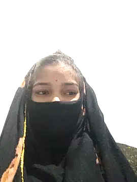 Meena 8 online show from 11.06.25
