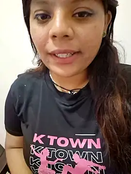 Snapshot of kajal77715 chatting on 10.18.25 kajal77715 online show from 10.18.25