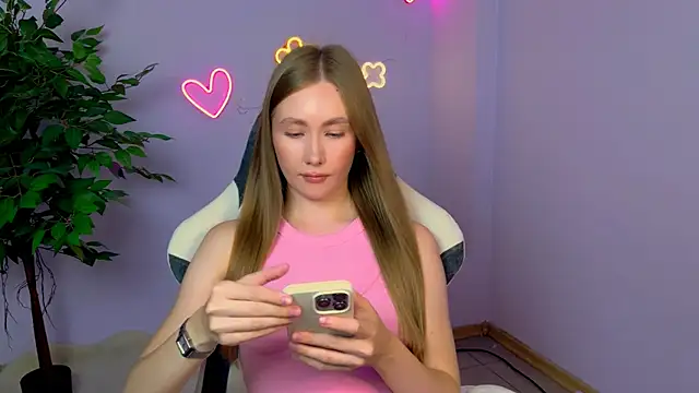EllyColins online show from 07.10.26