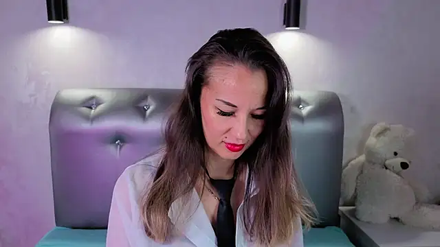 Snapshot of Jasmin_Bridget chatting on 12.05.25 Jasmin Bridget online show from 12.05.25