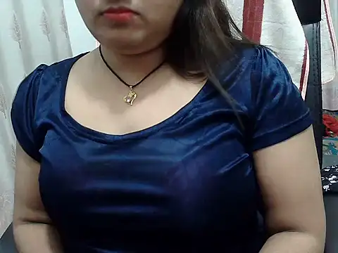 Snapshot of SexyRani2000 chatting on 02.25.26 SexyRani2000 online show from 02.25.26