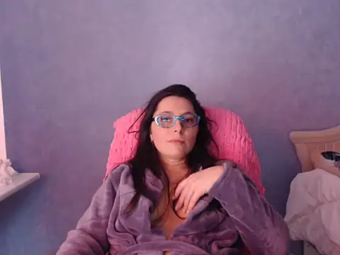 LuckyLisa23 online show from 02.21.26