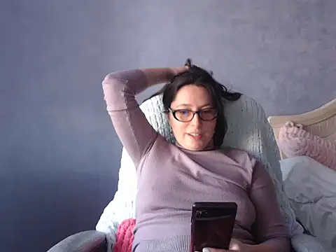LuckyLisa23 online show from 04.25.26