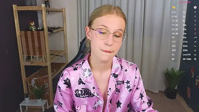 lovedrope online show from 10.15.25