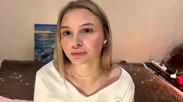 VictoriaMystery online show from 10.27.25