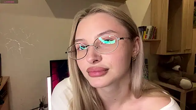 VictoriaMystery online show from 11.09.25