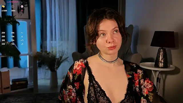 Snapshot of MelodySinclair chatting on 04.06.26 MelodySinclair online show from 04.06.26