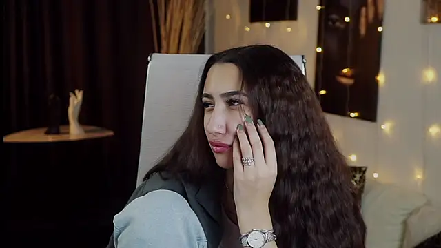 RebeckaThornton online show from 12.23.25