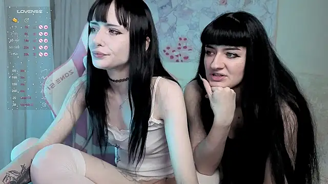 Snapshot of MiranaLieberttt chatting on 01.05.26 MiranaLieberttt online show from 01.05.26